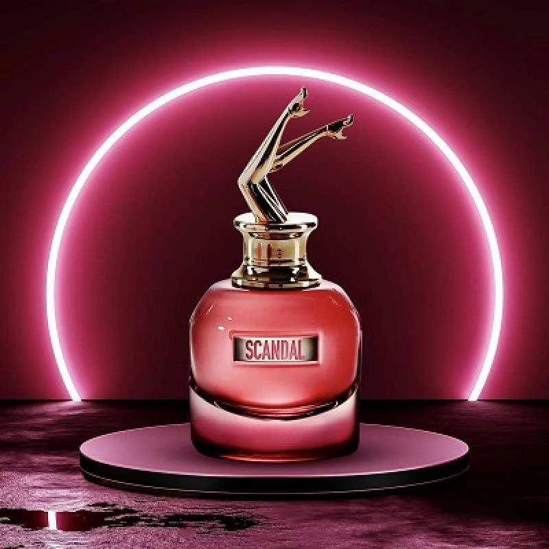 ‌عطر ادکلن ژان پل گوتیه اسکندال بای نایت  ۸۰میل با طبع شیرین مناسب برای بانوان