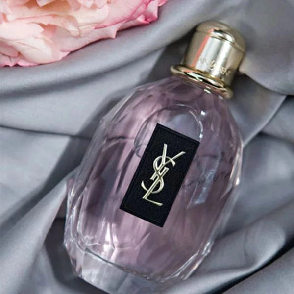 ‌عطر ادکلن ایو سن لورن پاریزین ۹۰میل مناسب برای بانوان با طبع ملایم و شیرین