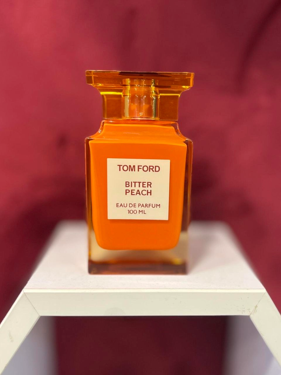 عطر ادکلن تام فورد بیتر پیچ ۱۰۰میل مناسب برای بانوان و آقایان با طبع ملایم‌