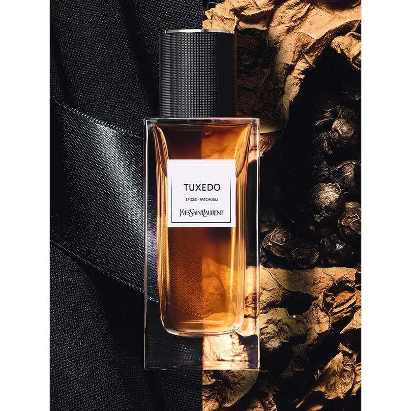 ‌عطر ادکلن ایو سن لورن تُکسدو ۱۲۵ مناسب برای آقایان و بانوان با طبع گرم و شیرین