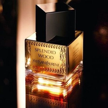 ‌عطر ادکلن ایو سن لورن اسپلندید وود ۸۰ میل مناسب برای آقایان و بانوان با طبع گرم و شیرین